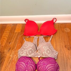 Victorias Secret 34C Bra Lot Of 3 Very Sexy Push Up Red Purple Lace